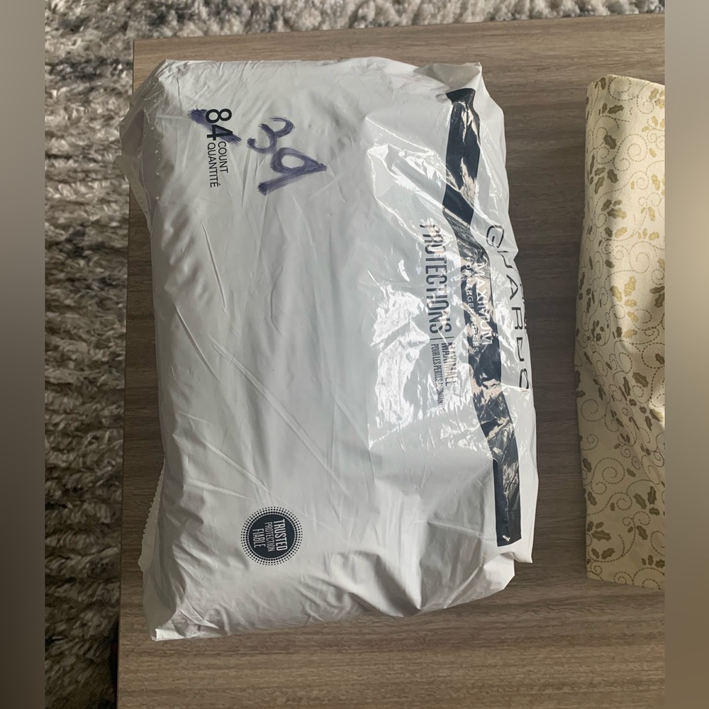 NWT Opened Bag With Less Depend Incontinence Guards For Men Bladder Control Pads